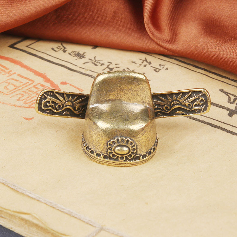 Vintage Collectible Christmas Ornaments - 빈티지 황동 학자 장식품 블랙 실크