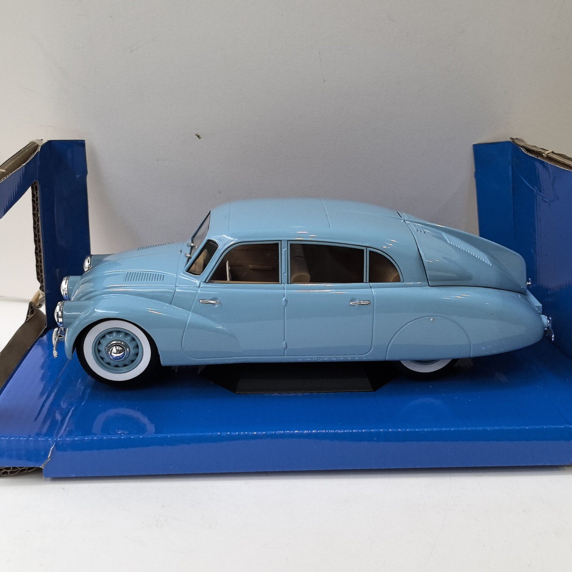 MCG 다이캐스트 1/18 스케일 TATRA 87 빈티 - Vintage Collectible Cars 리뷰 및 가격